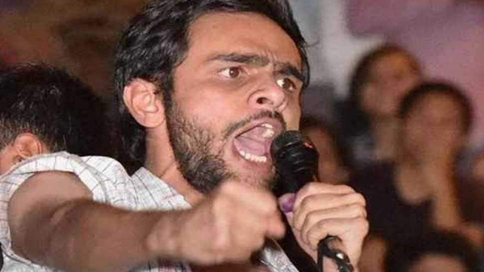 After Jignesh Mevani, JNU student leader Umar Khalid receives death threats, files police complaint