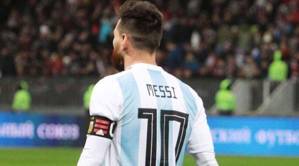 Story of a Messi Fan: Tea stall owner paints entire house in Argentina colours