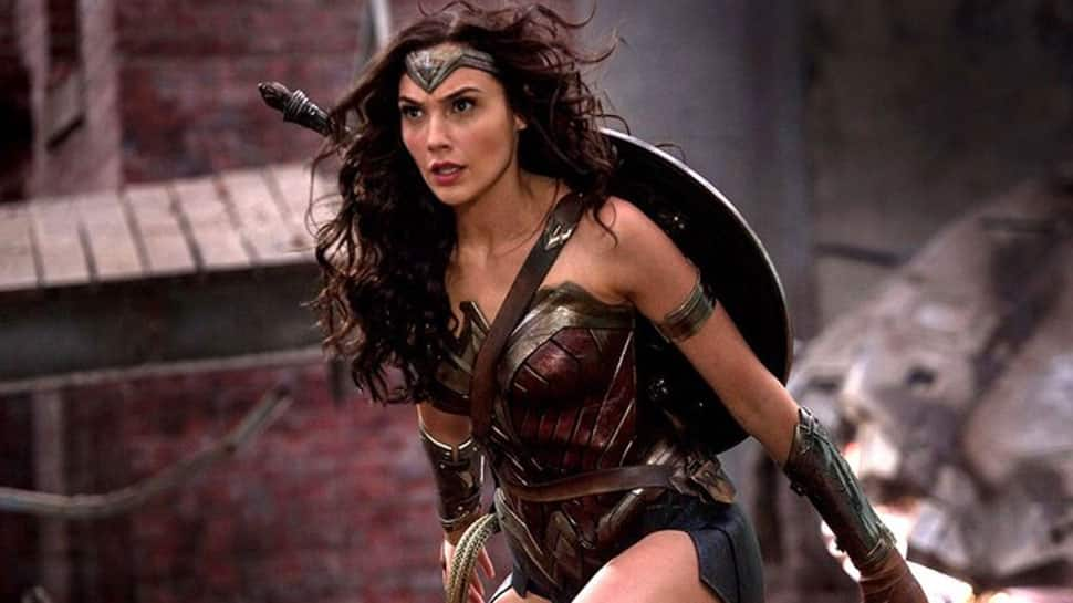 Gal Gadot to star with Dwayne Johnson in &#039;Red Notice&#039;