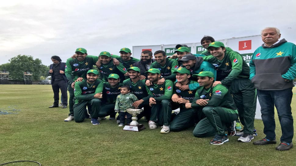 Pakistan dismantle Scotland&#039;s challenge in second T20I to win series