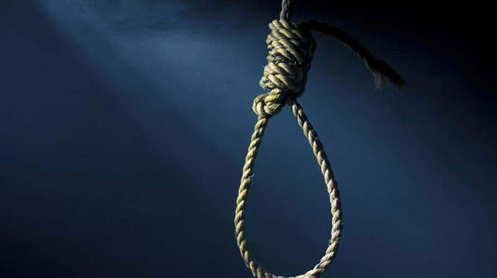 Medical aspirant ends life by hanging self