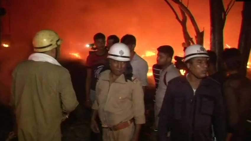 Massive fire breaks out in plastic godown in Delhi&#039;s Nangloi, no casualties so far