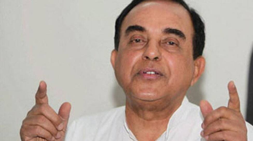 Whoever likes Musharraf will be given one-way ticket to Pakistan: Subramanian Swamy on Soz&#039;s remark