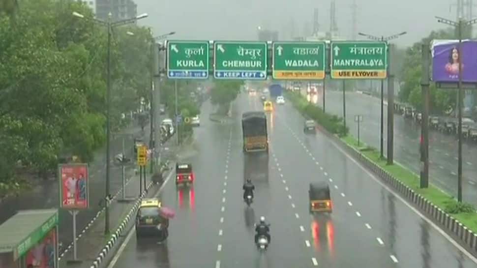 Mumbai wakes to fresh burst of weekend rainfall