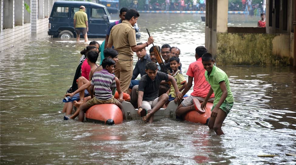 Heavy downpour brings Kolkata to grinding halt, more rainfall expected in next 3 days