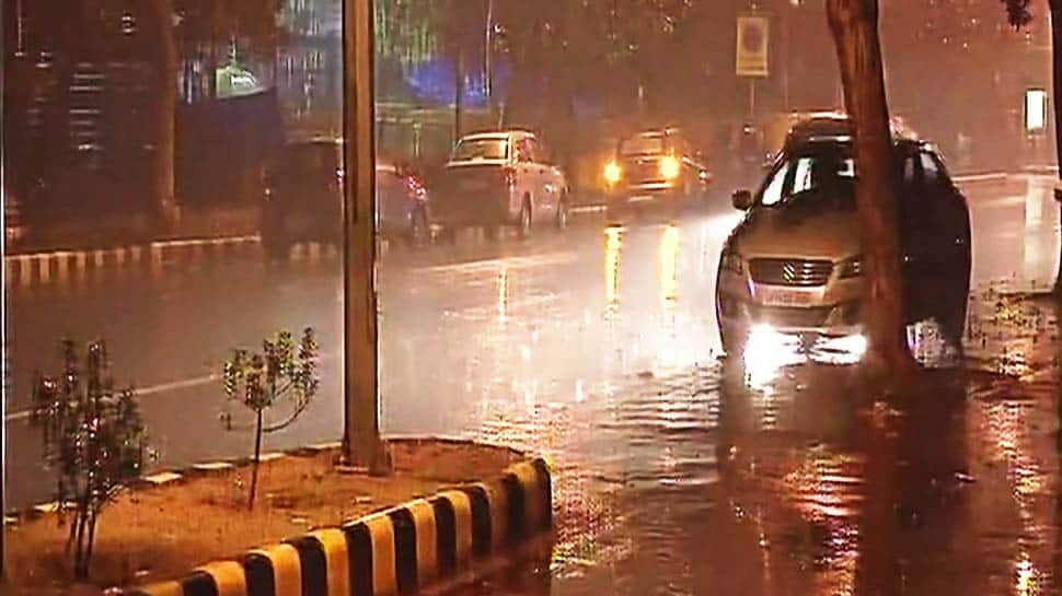 Rains bring relief for Delhiites