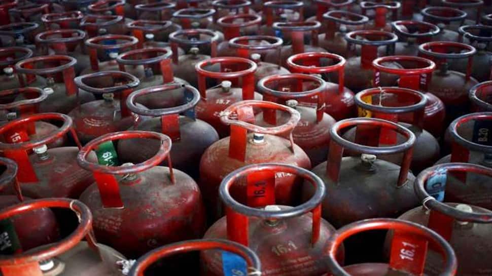 LPG price hiked by Rs 2.71, subsidised cylinder to cost Rs 493.55 in Delhi