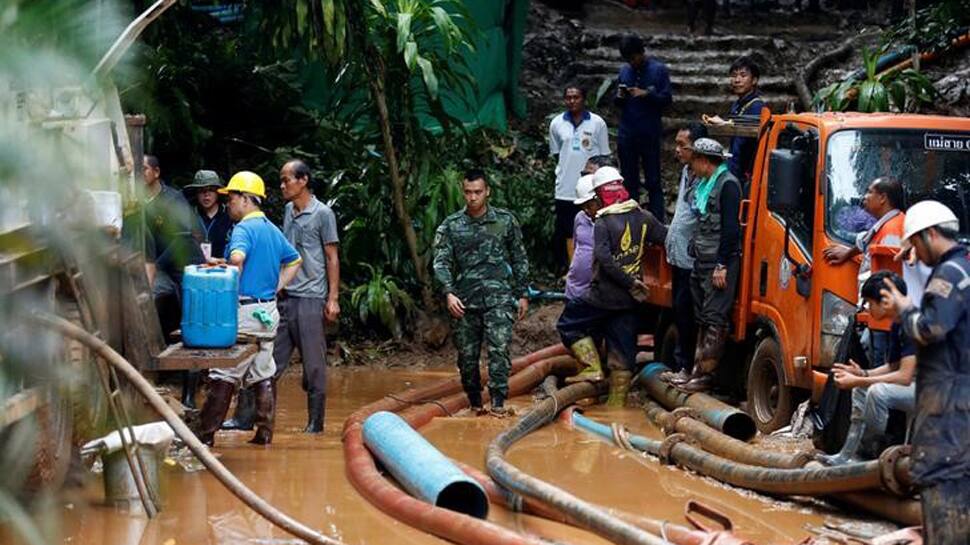 Soccer team that went missing 9 days back in Thailand cave found alive