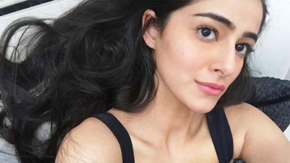 Ananya Panday&#039;s latest pic proves daddy Chunky Pandey is her style inspo