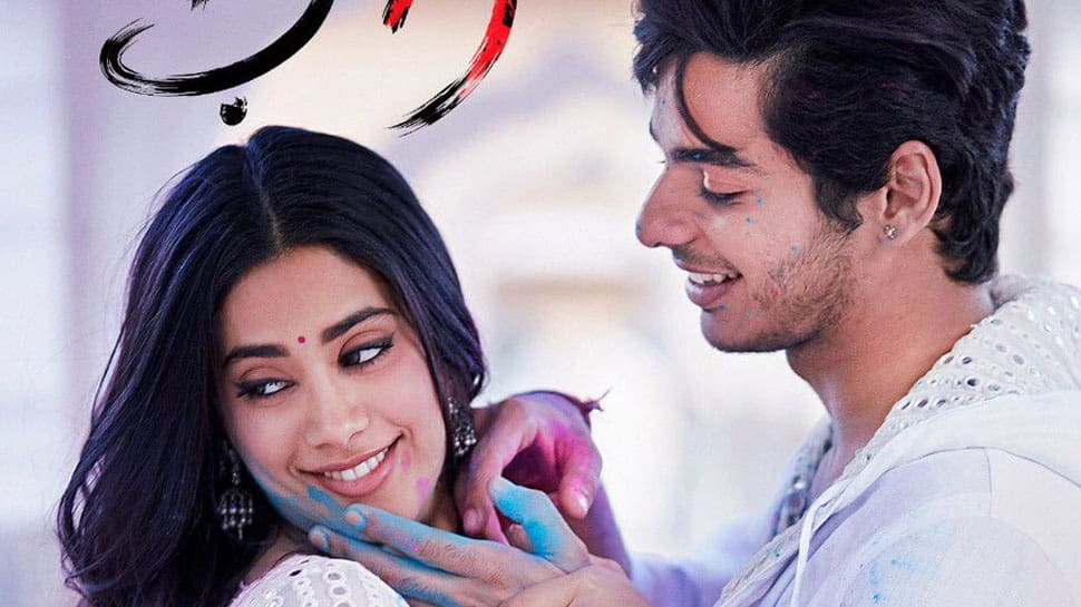 Dhadak trio Janhvi Kapoor, Ishaan Khatter and Shashank Khaitan are all smiles in this adorable pic