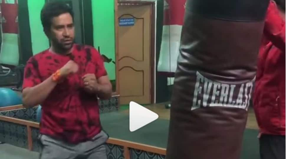 Bhojpuri superstar Dinesh Lal Yadav aka Nirahua&#039;s gym video will give you major fitness goals-Watch