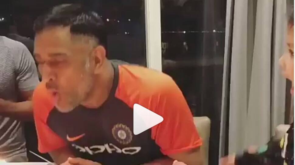 Ms Dhoni Cuts Cake Celebrates 37th Birthday With Sakshi Ziva And