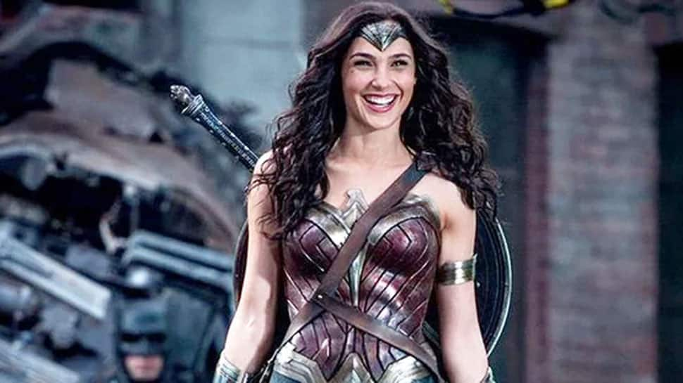 Gal Gadot surprises children at Virginia hospital