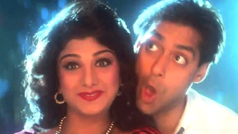 Salman Khan&#039;s Judwaa co-star Rambha strikes a pose with the superstar -See pics