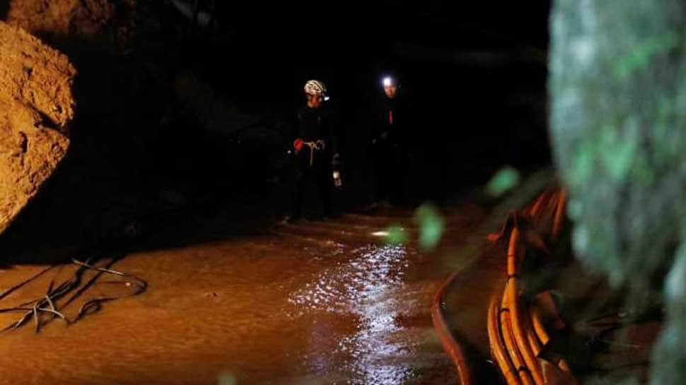 Thai cave rescue, live updates: Divers extract another boy, 4 still inside