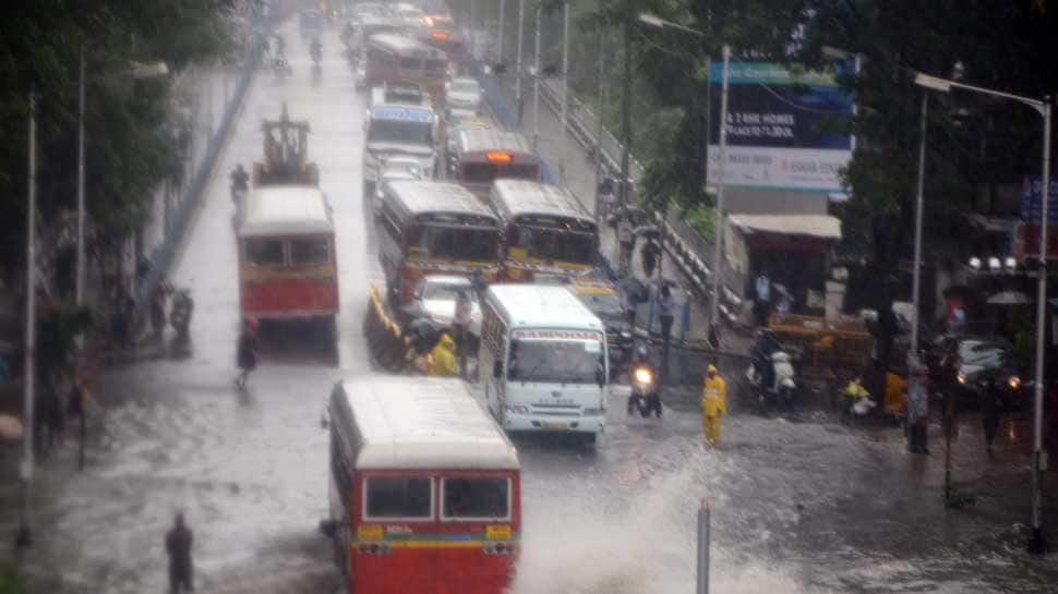 Relief for Mumbai as rain stops, Western Railway resumes services