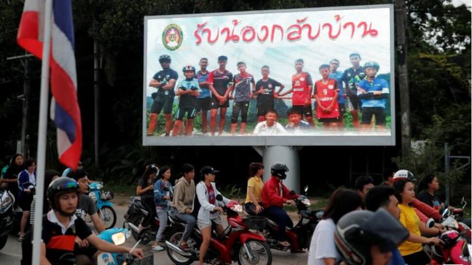 Ticket offers, tributes as world football celebrates Thai cave boys&#039; rescue