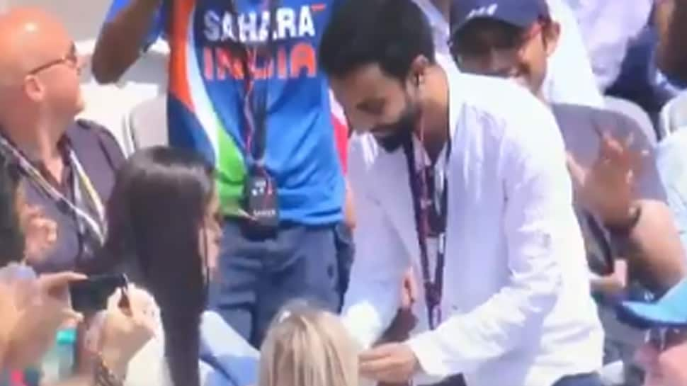 Man proposes to girlfriend during India-England 2nd ODI, video goes viral—Watch 