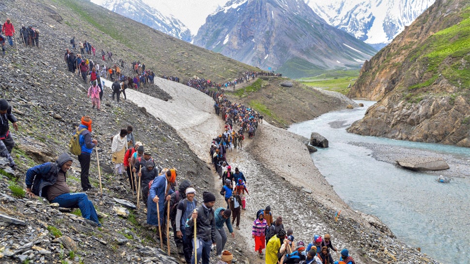 2,201 pilgrims leave for Amarnath Yatra