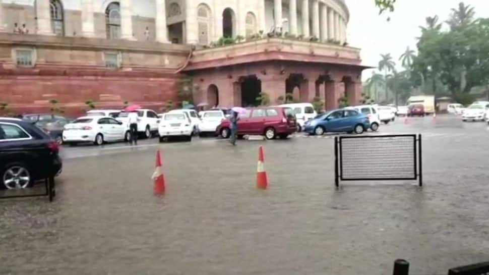 On day of no-confidence motion in Lok Sabha, water-logging outside Parliament 