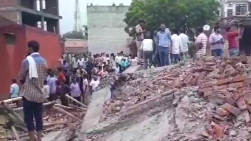 Under-construction building collapses in Dasna in Ghaziabad, at least 2 dead