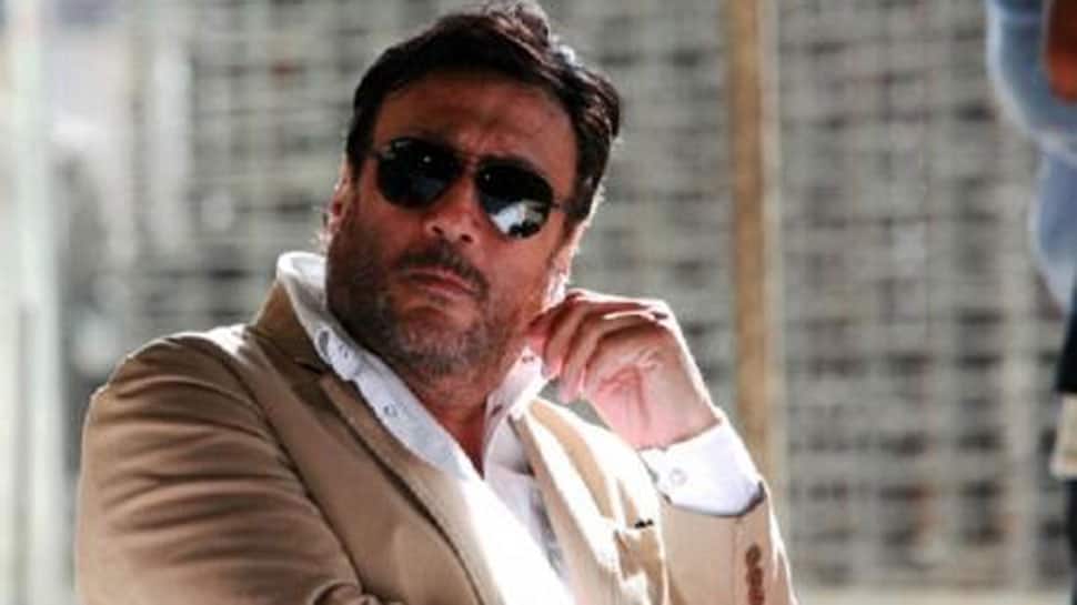 Jackie Shroff clears traffic on busy Lucknow road, video goes viral—Watch