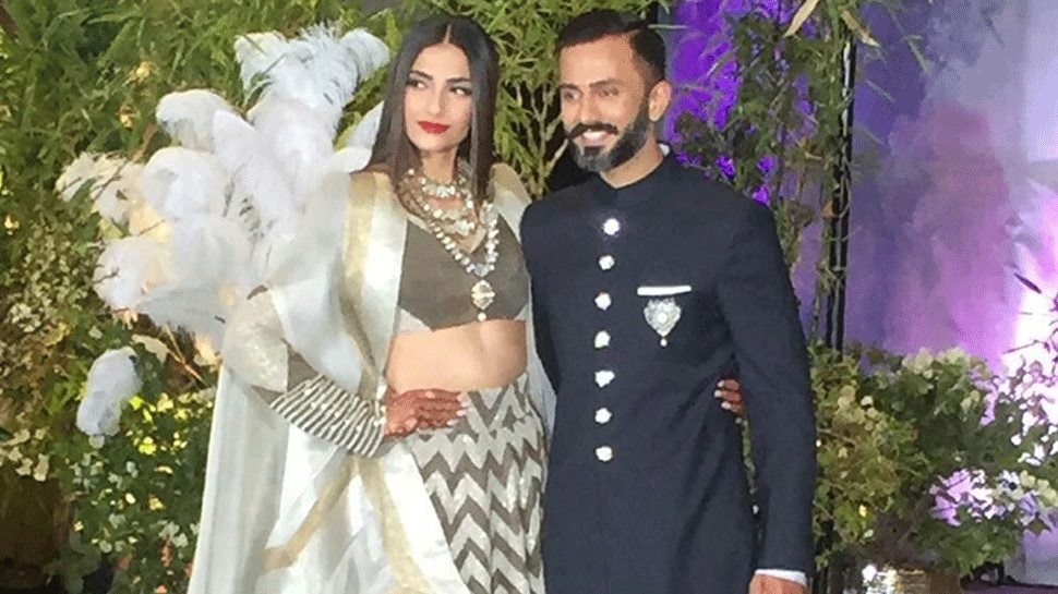 Sonam Kapoor and Anand Ahuja&#039;s latest Instagram post is pure romance- See pic