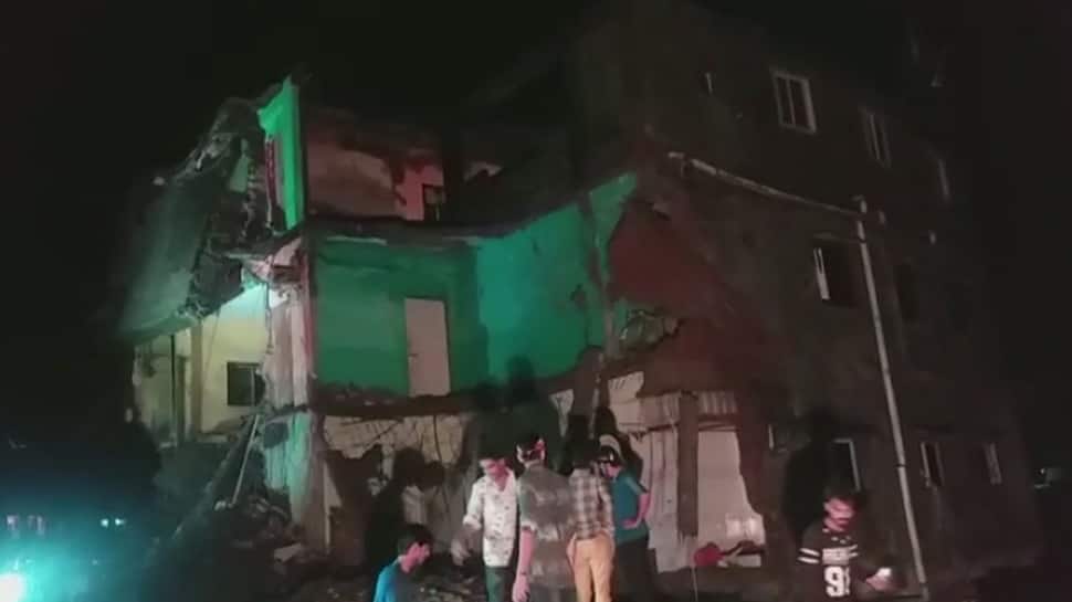 One dead in Bhiwandi building collapse, minister blames builder’s negligence