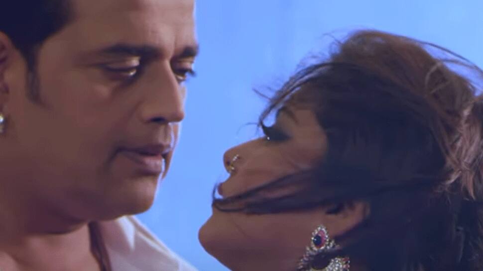 Ravi Kishan and Anjana Singh&#039;s Saiyan Dekhi Na Aise Nazar Se rain song will set the temperature soaring