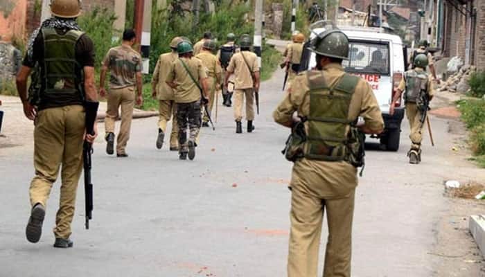 Yet again, J&amp;K cop abducted by terrorists in Pulwama, search on
