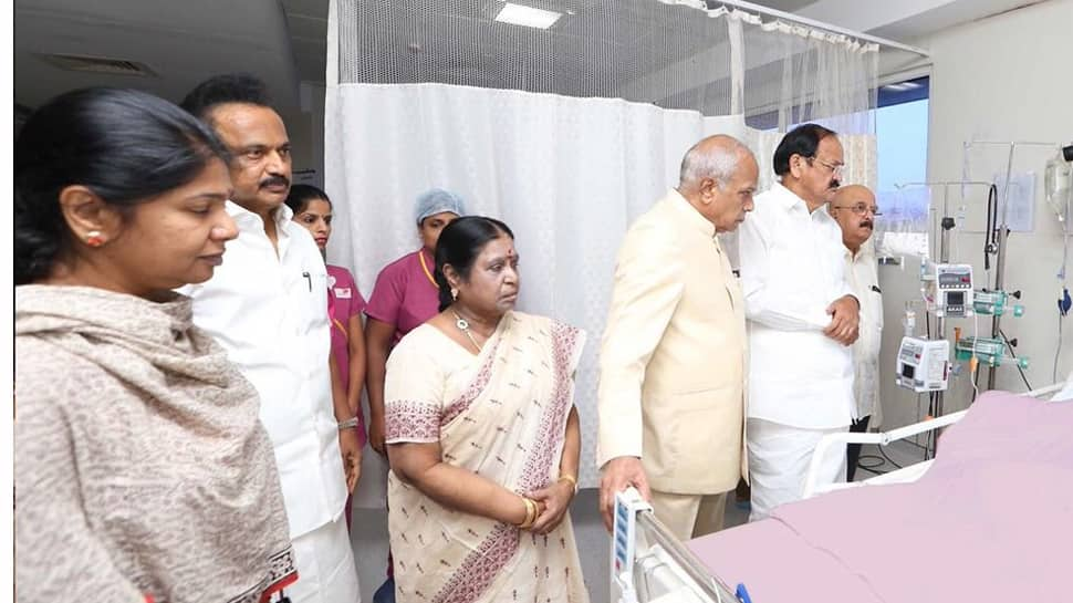 First photo of Karunanidhi from hospital released, Vice President​ Venkaiah Naidu comes calling