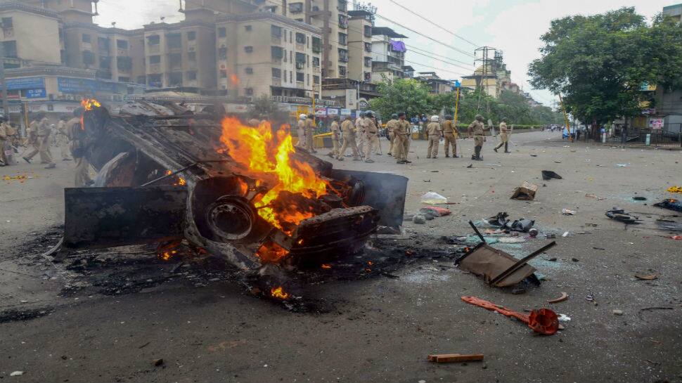 Maratha reservation stir: Uddhav Thackeray calls for calm, Sena MLAs to meet Fadnavis