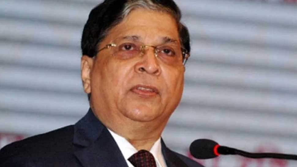 Don&#039;t get swayed away by &#039;infinite distractions&#039;: CJI Misra to young lawyers, judges 