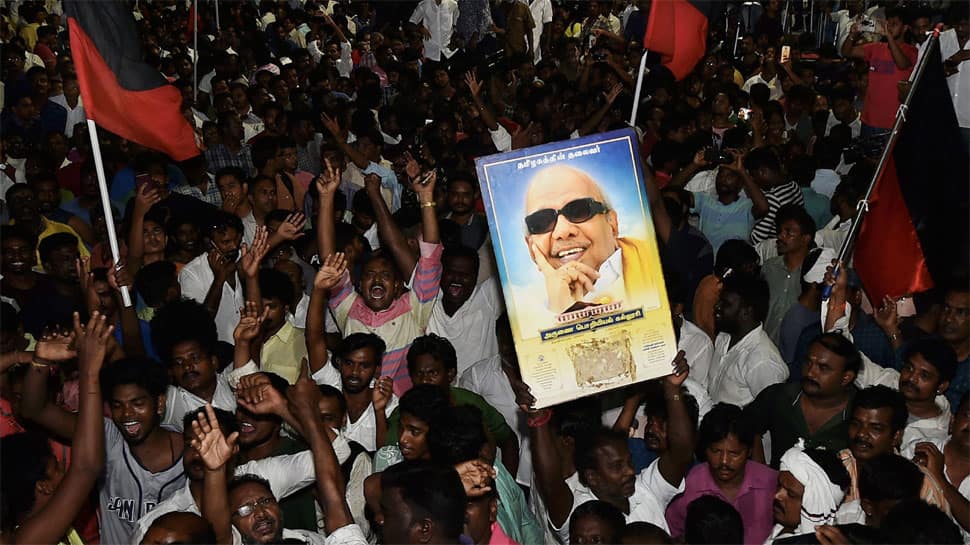 Karunanidhi&#039;s health condition deteriorates, under close watch for next 24 hours