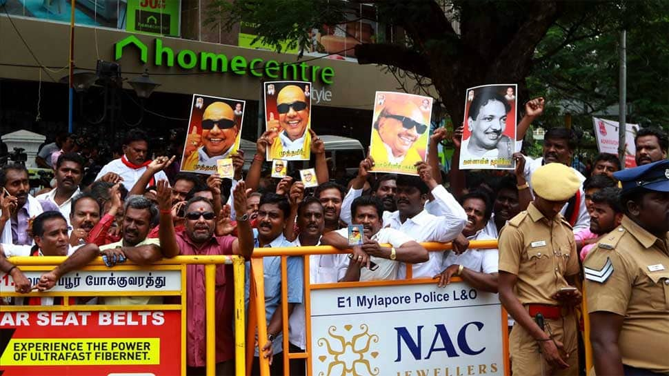 Karunanidhi not to be buried at Marina beach, Tamil Nadu government offers land opposite Anna University