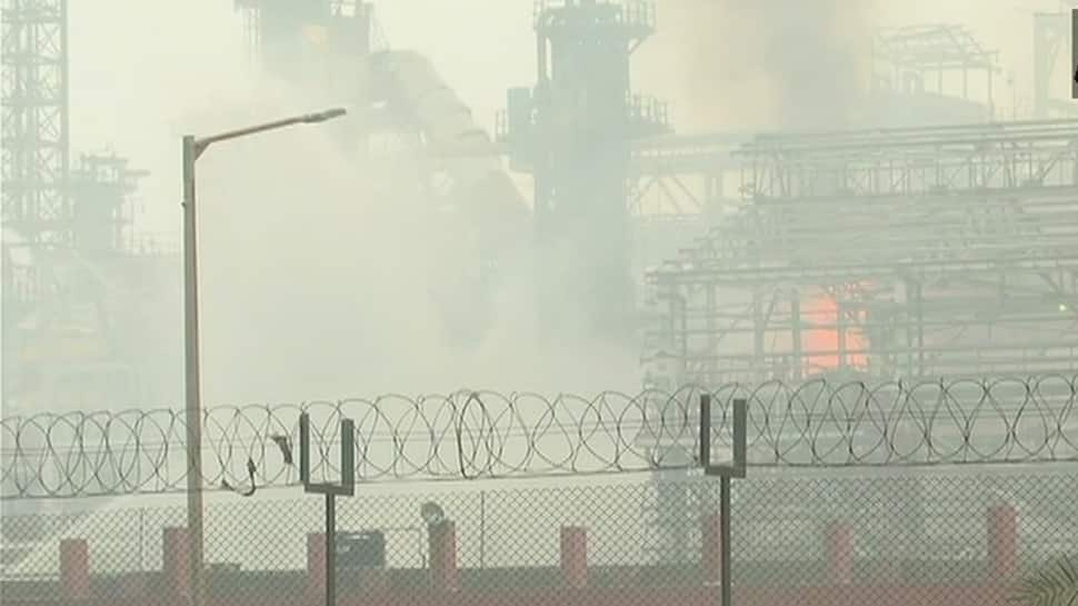 At least 45 injured in fire at Bharat Petroleum refinery in Mumbai&#039;s Chembur