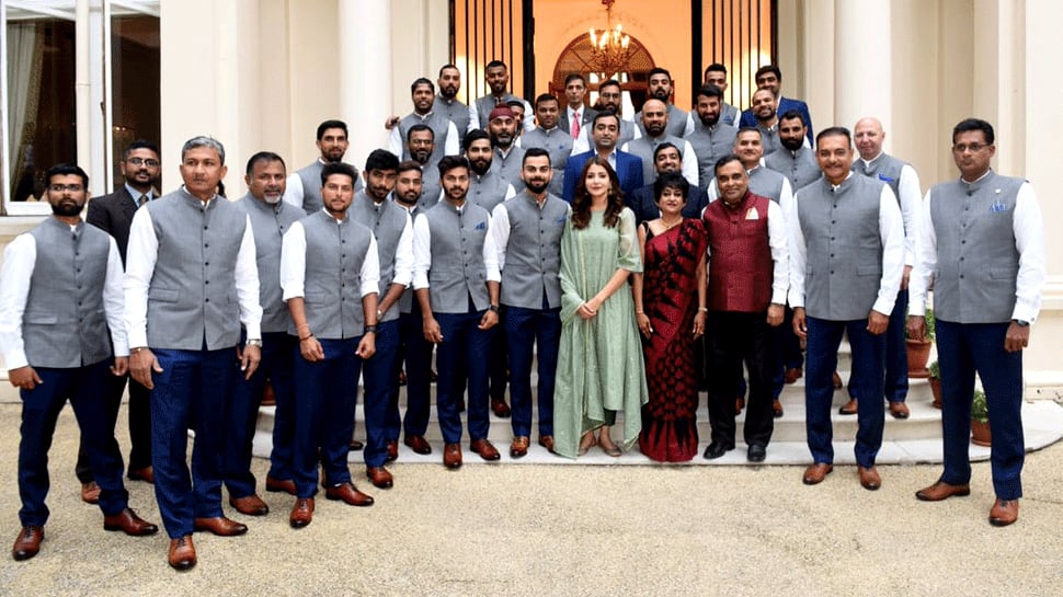 Anushka Sharma trolled for her pic with Team India, her response is epic