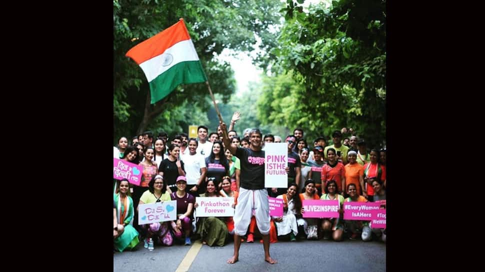 Milind Soman spreads message of fitness on Independence Day