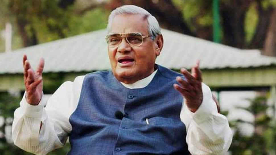 Atal Bihari Vajpayee&#039;s top poems sung by famous Bollywood singers