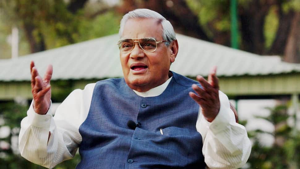 UP ministers to escort Vajpayee&#039;s ashes for immersion in 16 rivers
