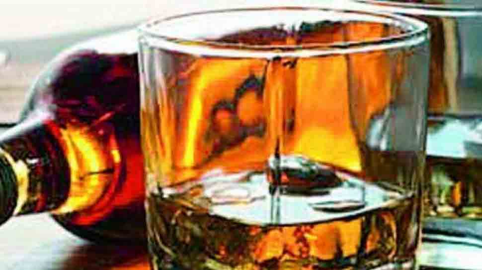 5 dead after consuming spurious liquor in UP&#039;s Shamli; SI, 4 constables suspended