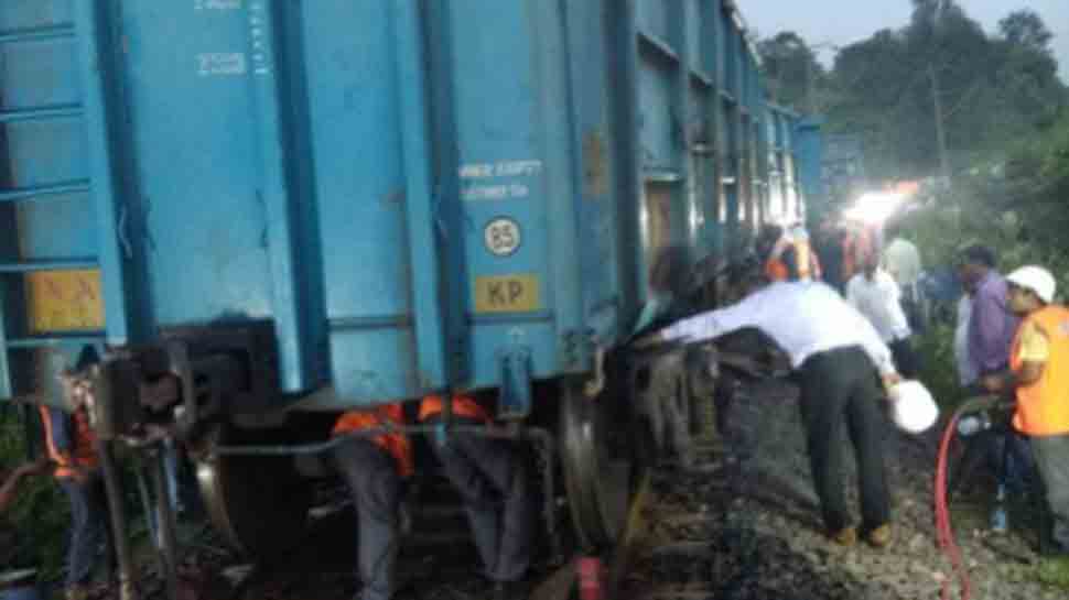 5 bogies of goods train derail in Chhattisgarh&#039;s Bilaspur; rail traffic on Manendragadh-Chirmiri affected 