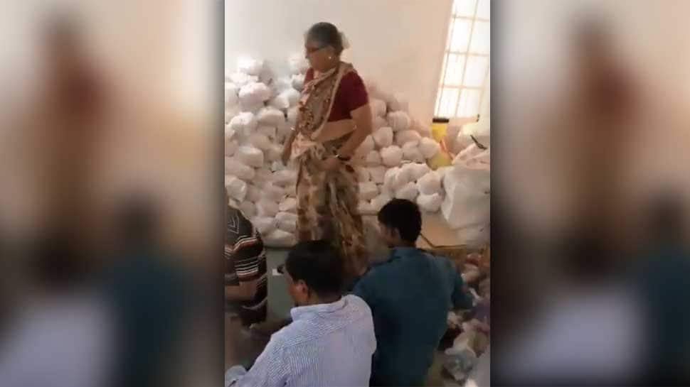 Video of Infosys co-founder NR Narayana Murthy&#039;s wife Sudha Murthy packing relief material for flood victims goes viral