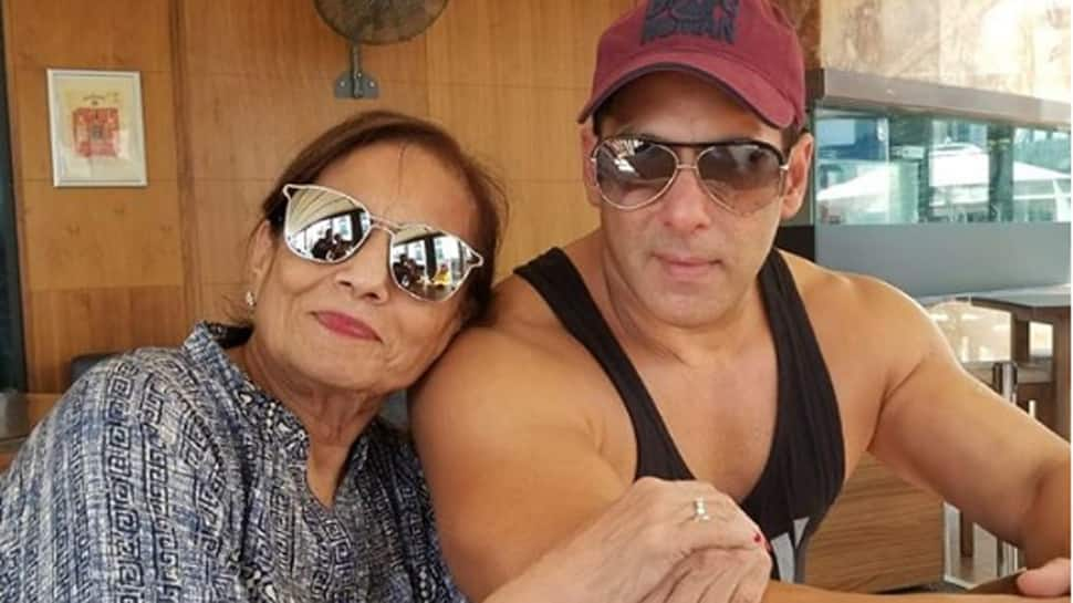 This pic of Salman Khan from Malta proves he&#039;s a mama&#039;s boy!