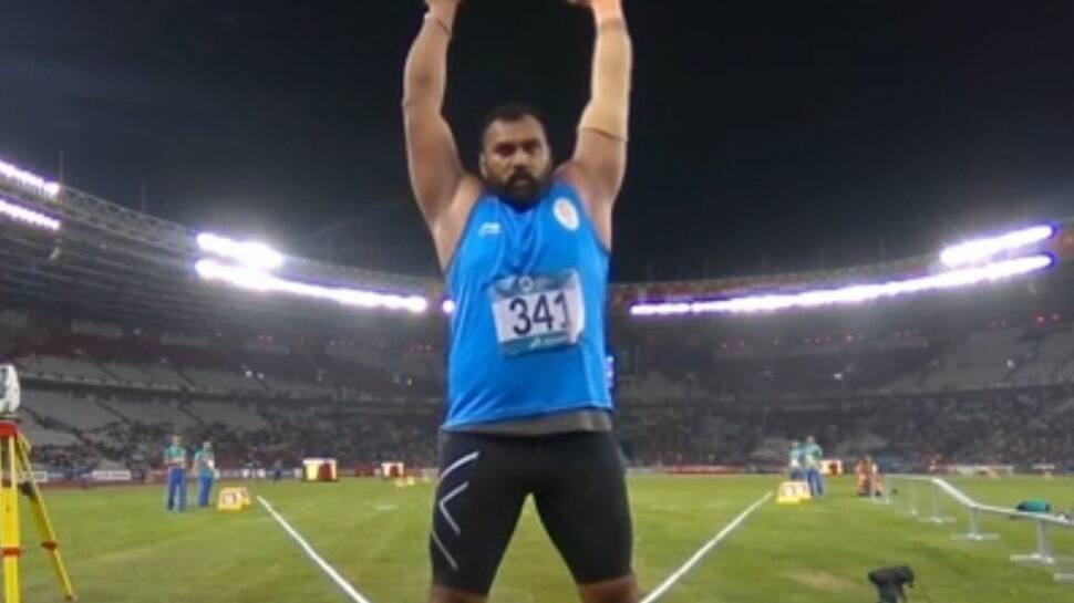 Asian Games 2018: Unable to attend cancer-stricken father, Tejinder wins Gold in Men&#039;s Shot Put