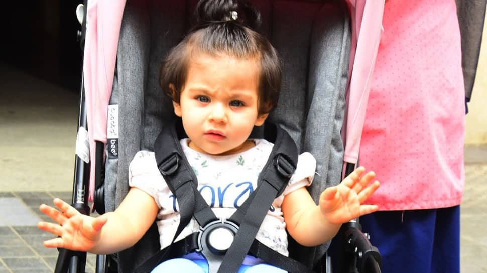 Inaaya Naumi Kemmu&#039;s adorable gestures and expressions for the paparazzi are unmissable - See pics