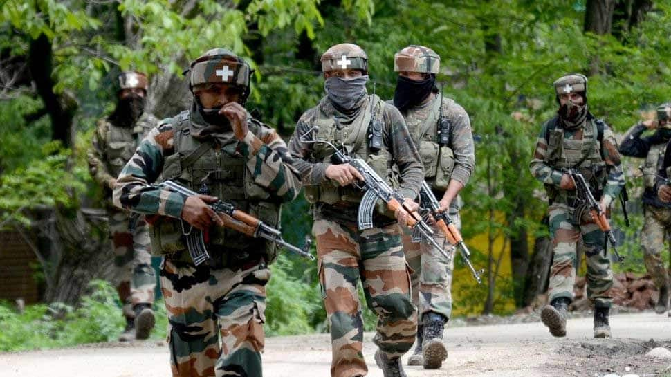 Defence Ministry begins process to acquire 6.5 lakh assault rifles under &#039;Make in India&#039;