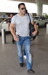 Salman Khan dons a new look