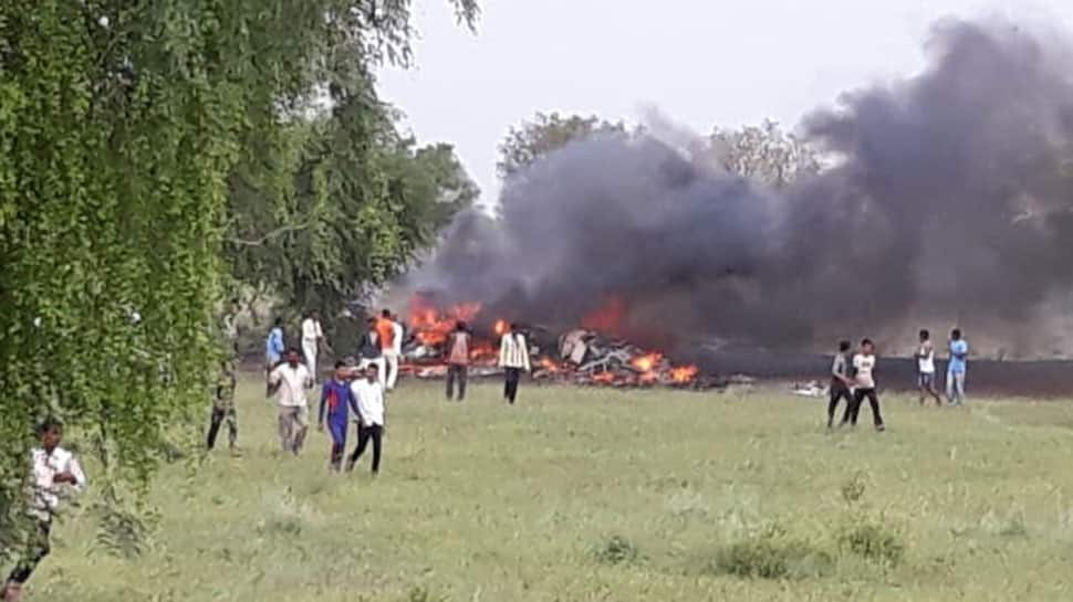 IAF MiG-27 fighter jet crashes in Rajasthan&#039;s Jodhpur, pilot escapes unhurt