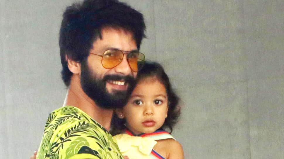 Shahid Kapoor and daughter Misha wave at paps outside Hinduja hospital - In Pics